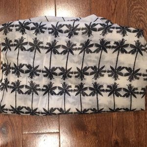 Palm Tree Scarf 👒